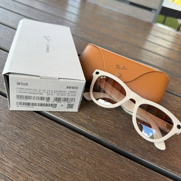 Ray-Ban Meta Skyler Glasses - Shiny Gray Frames, Pink Lenses Sunglasses - Picture 4 of 7